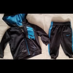 Nike dri-fit set